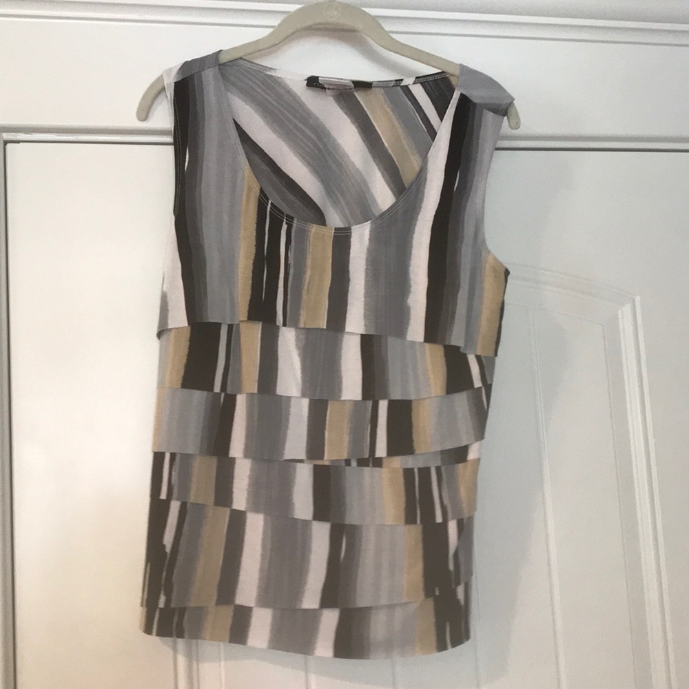 Ruffle abstract tank